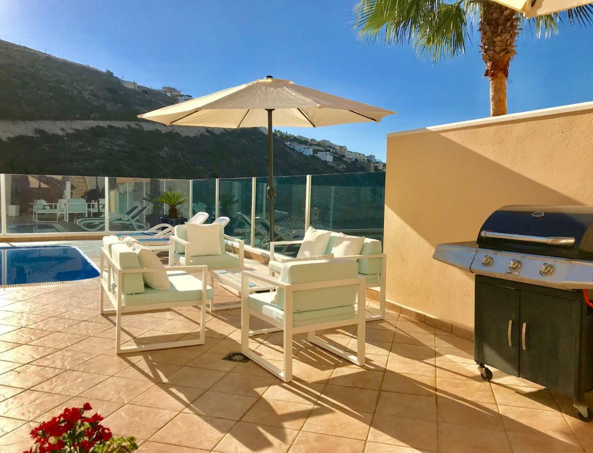 Villa Guapa With Gym Aircon Wifi Морайра Экстерьер фото