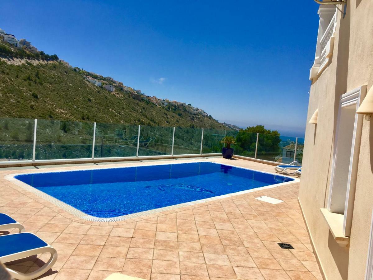 Villa Guapa With Gym Aircon Wifi Морайра Экстерьер фото